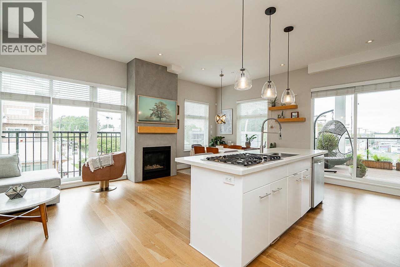 #6-3993 CHATHAM Street, Richmond