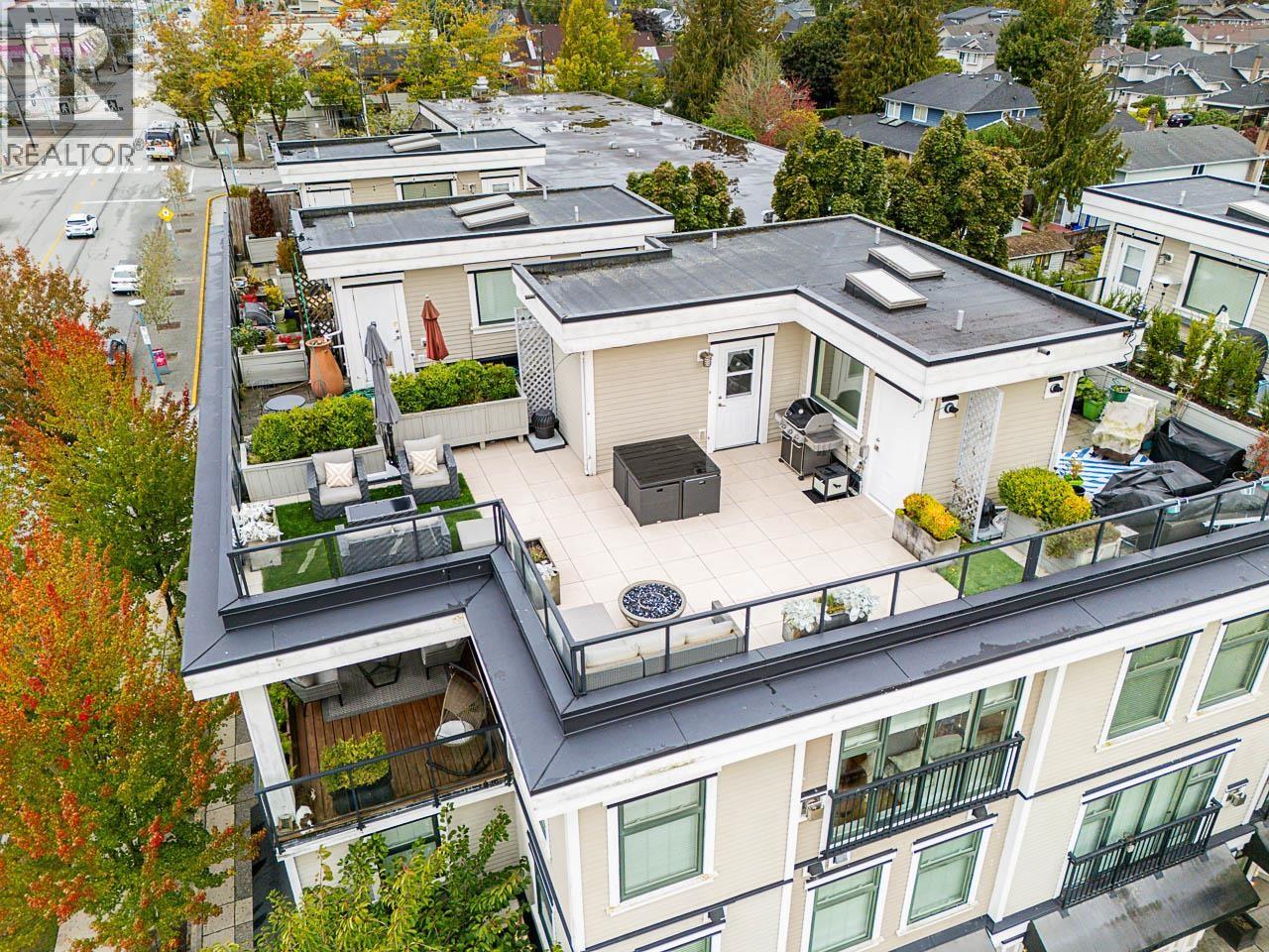 #6-3993 CHATHAM Street, Richmond