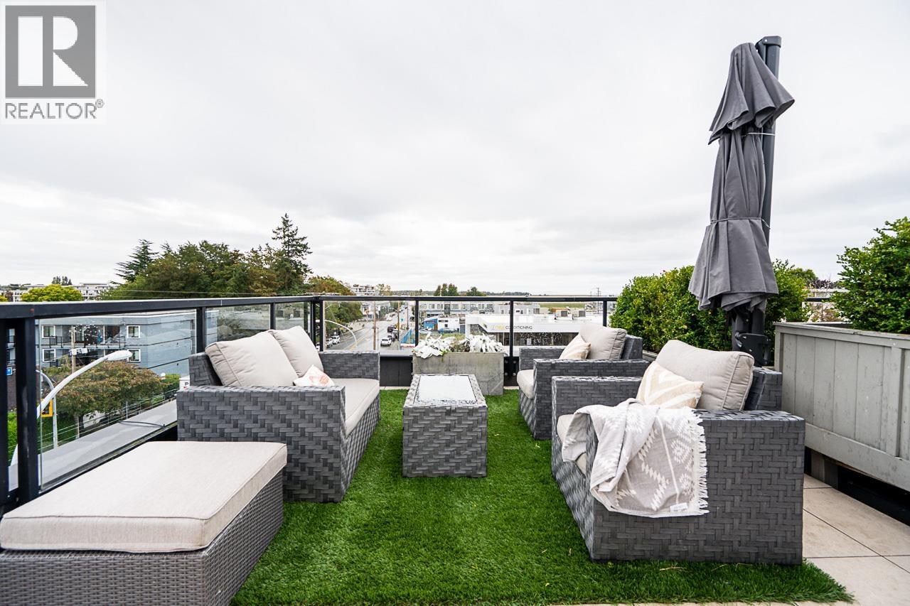 #6-3993 CHATHAM Street, Richmond