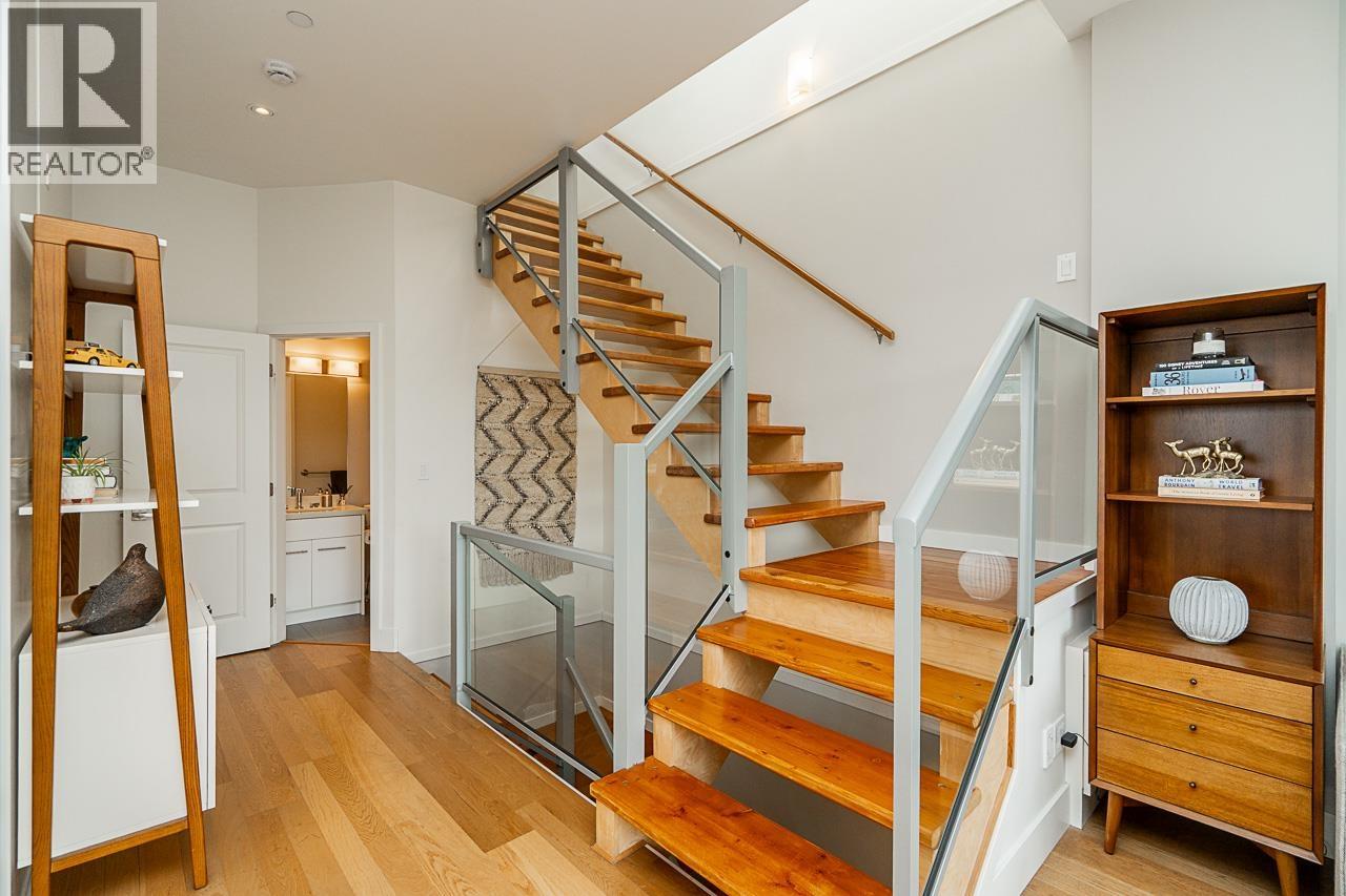 #6-3993 CHATHAM Street, Richmond