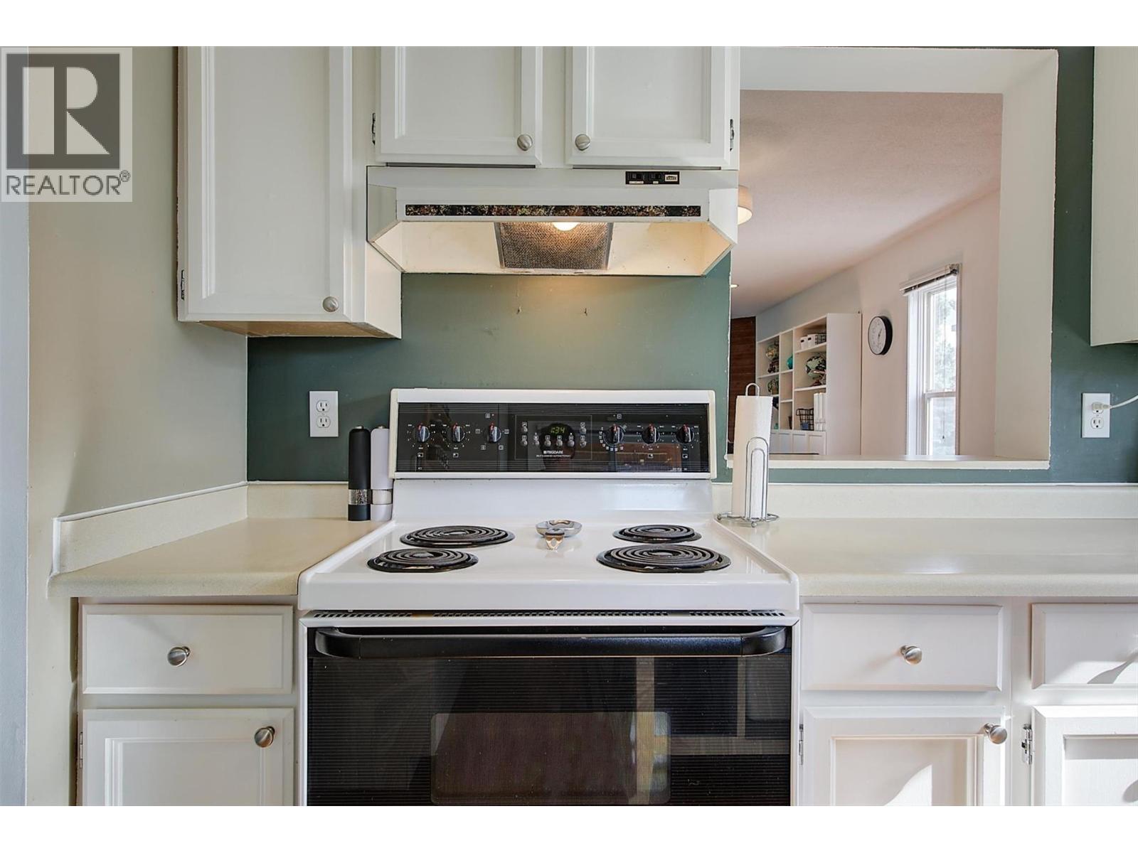 18 3000 Richter Street, Kelowna
