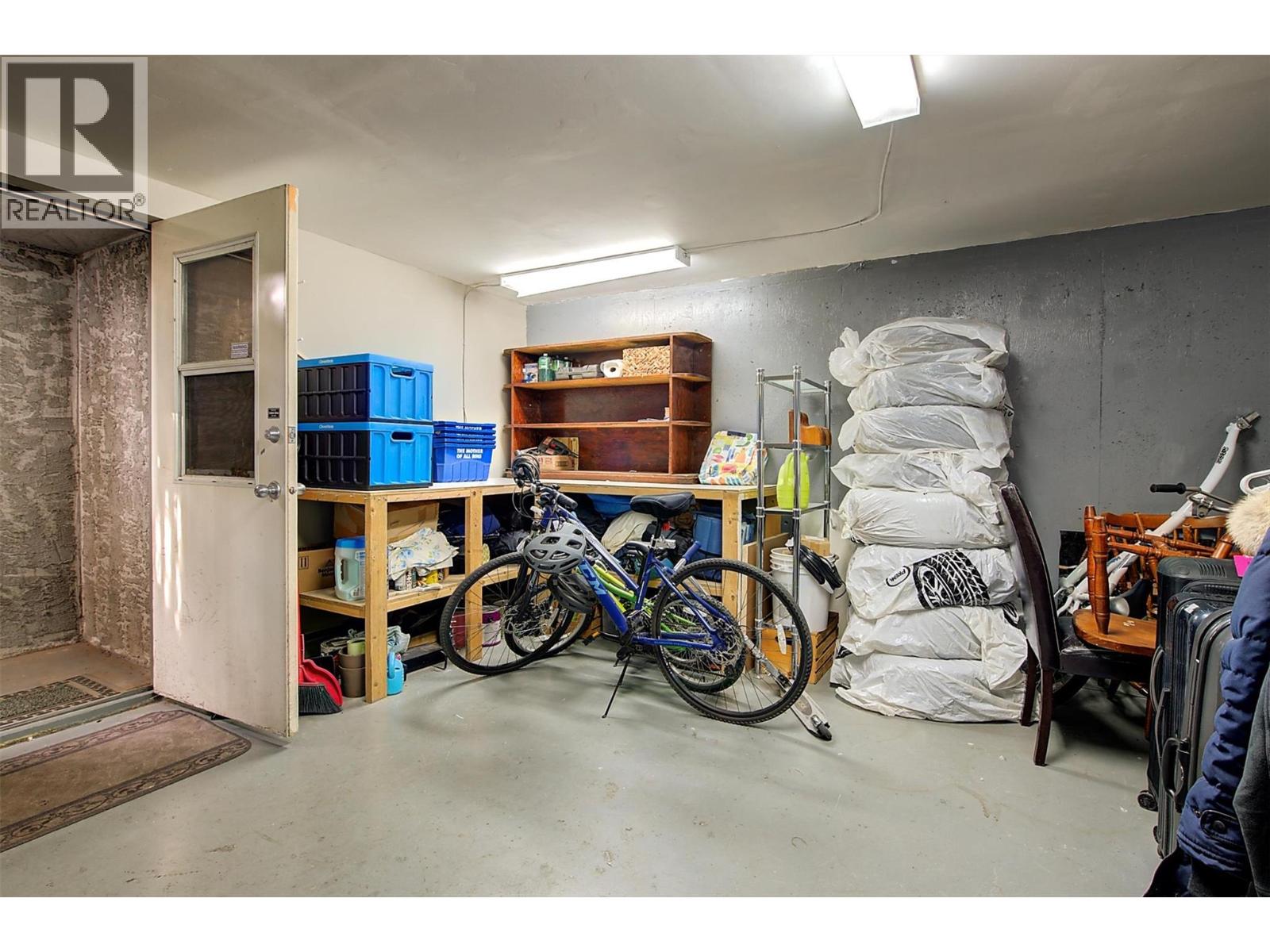 18 3000 Richter Street, Kelowna