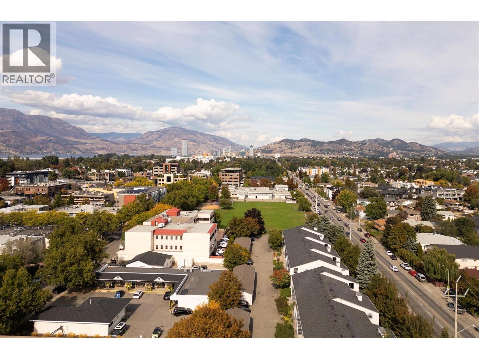 18 3000 Richter Street, Kelowna