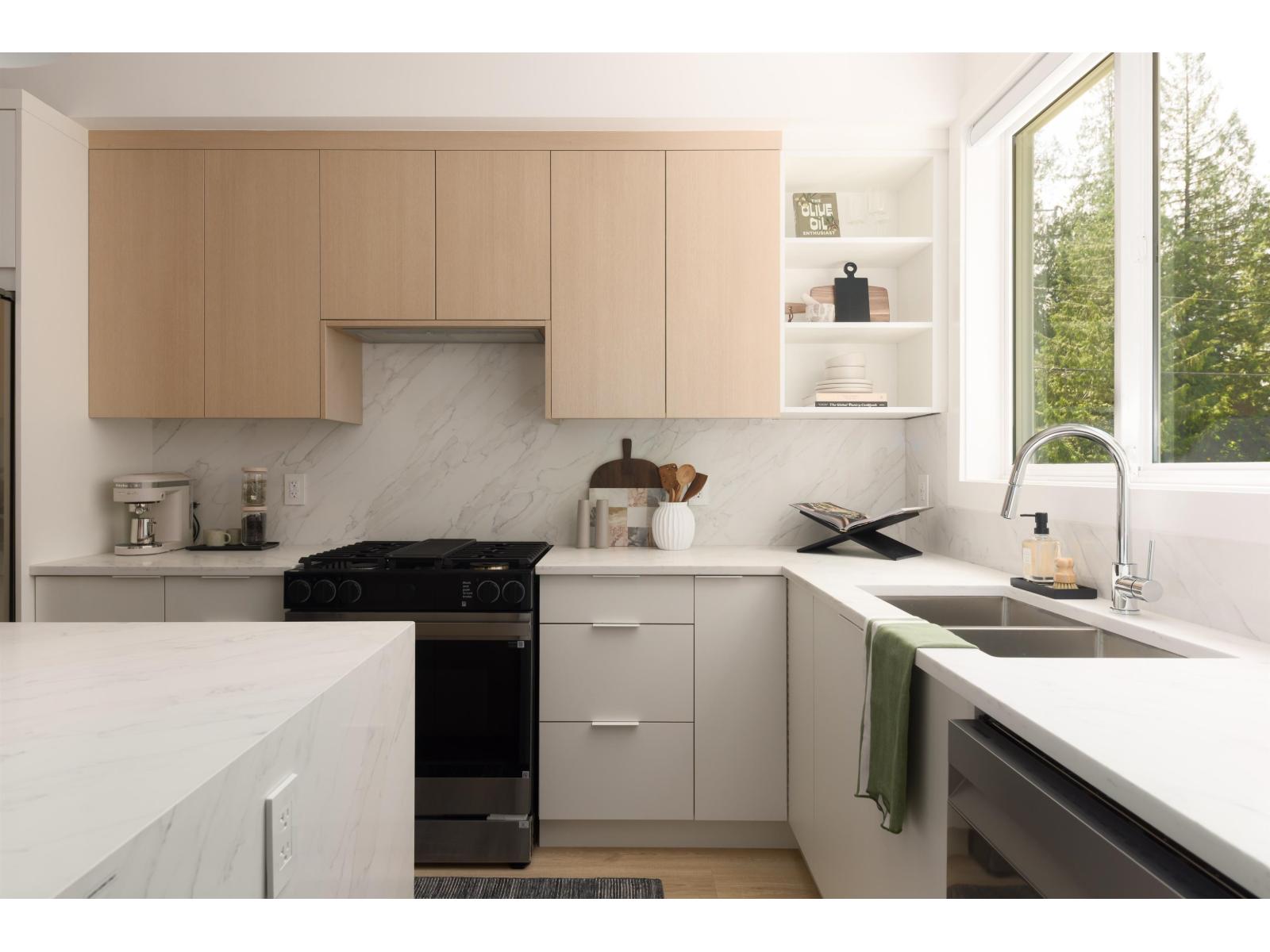 10 6887 204A STREET, Langley