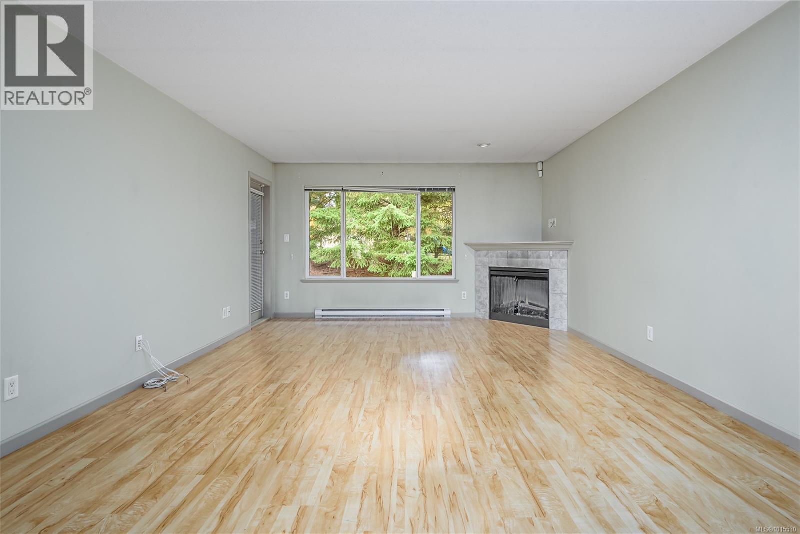 3 2728 1st St, Courtenay