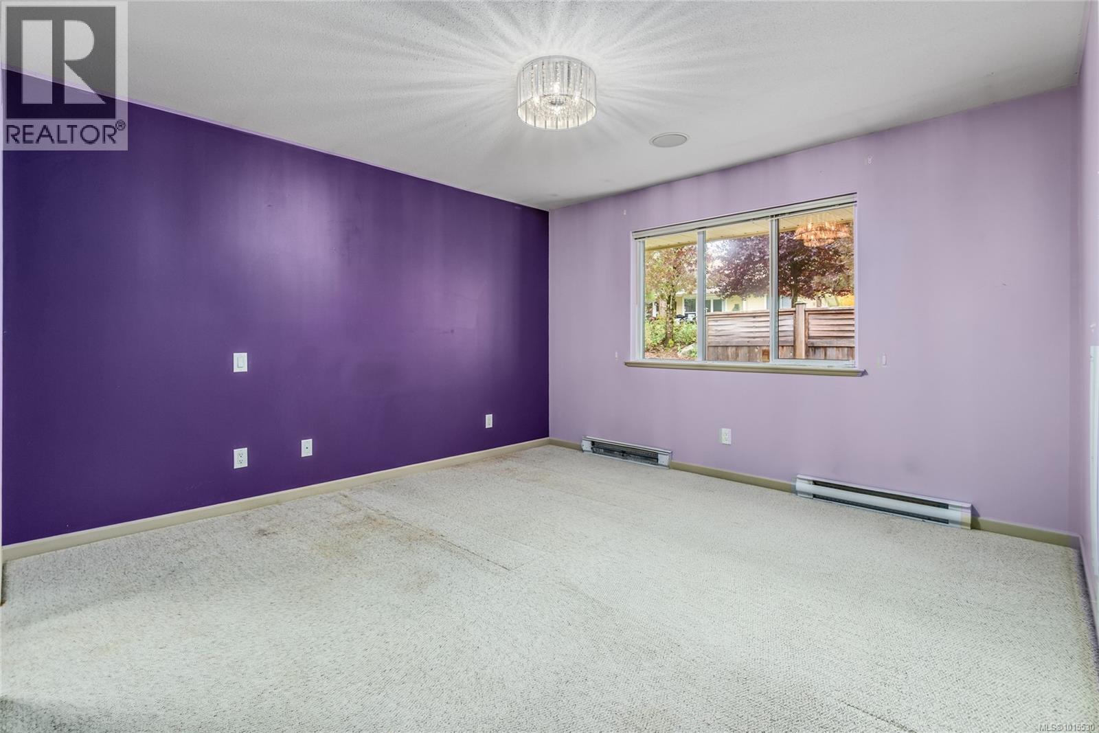 3 2728 1st St, Courtenay