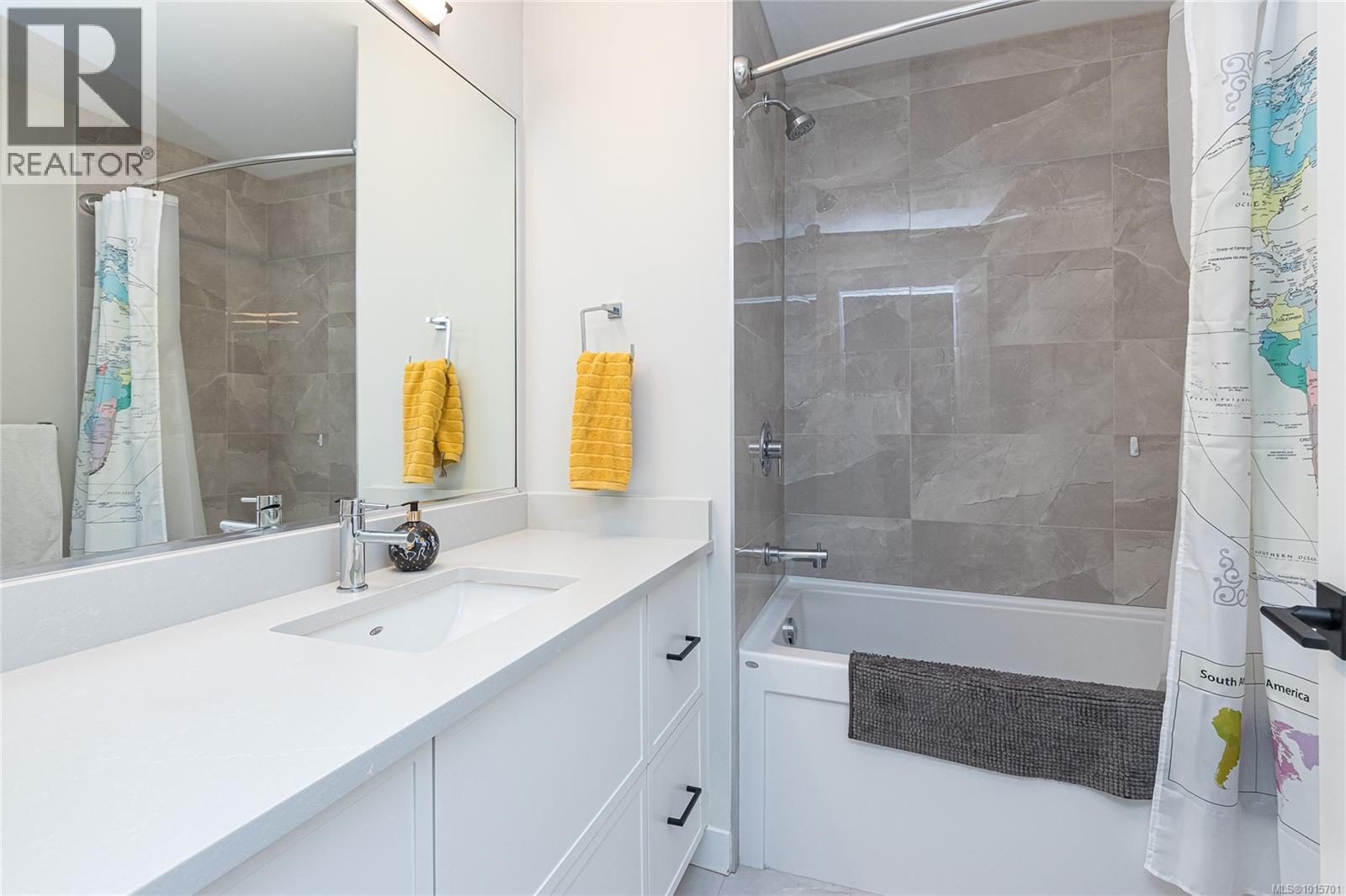 1142 Moonstone Loop, Langford