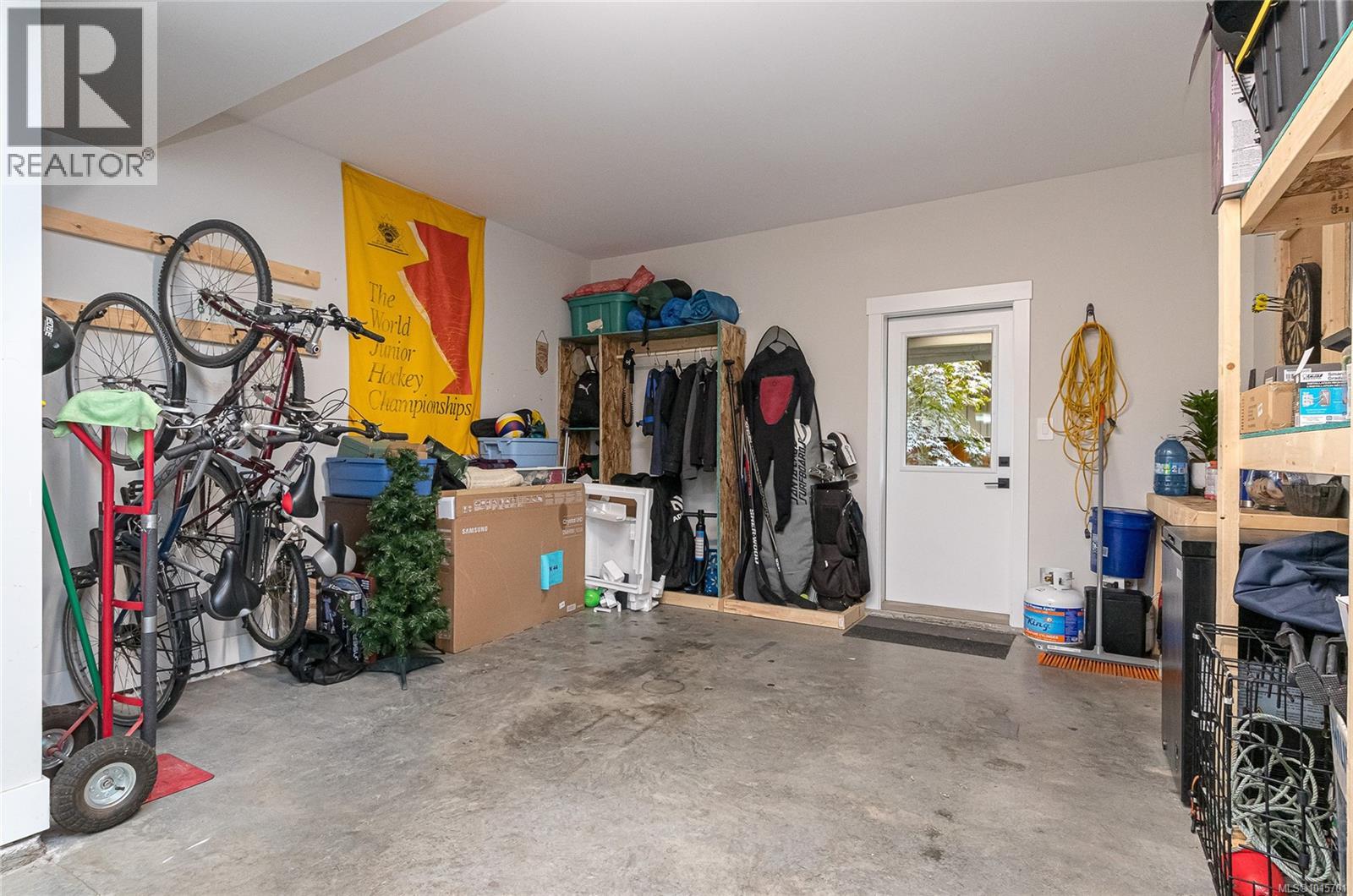 1142 Moonstone Loop, Langford