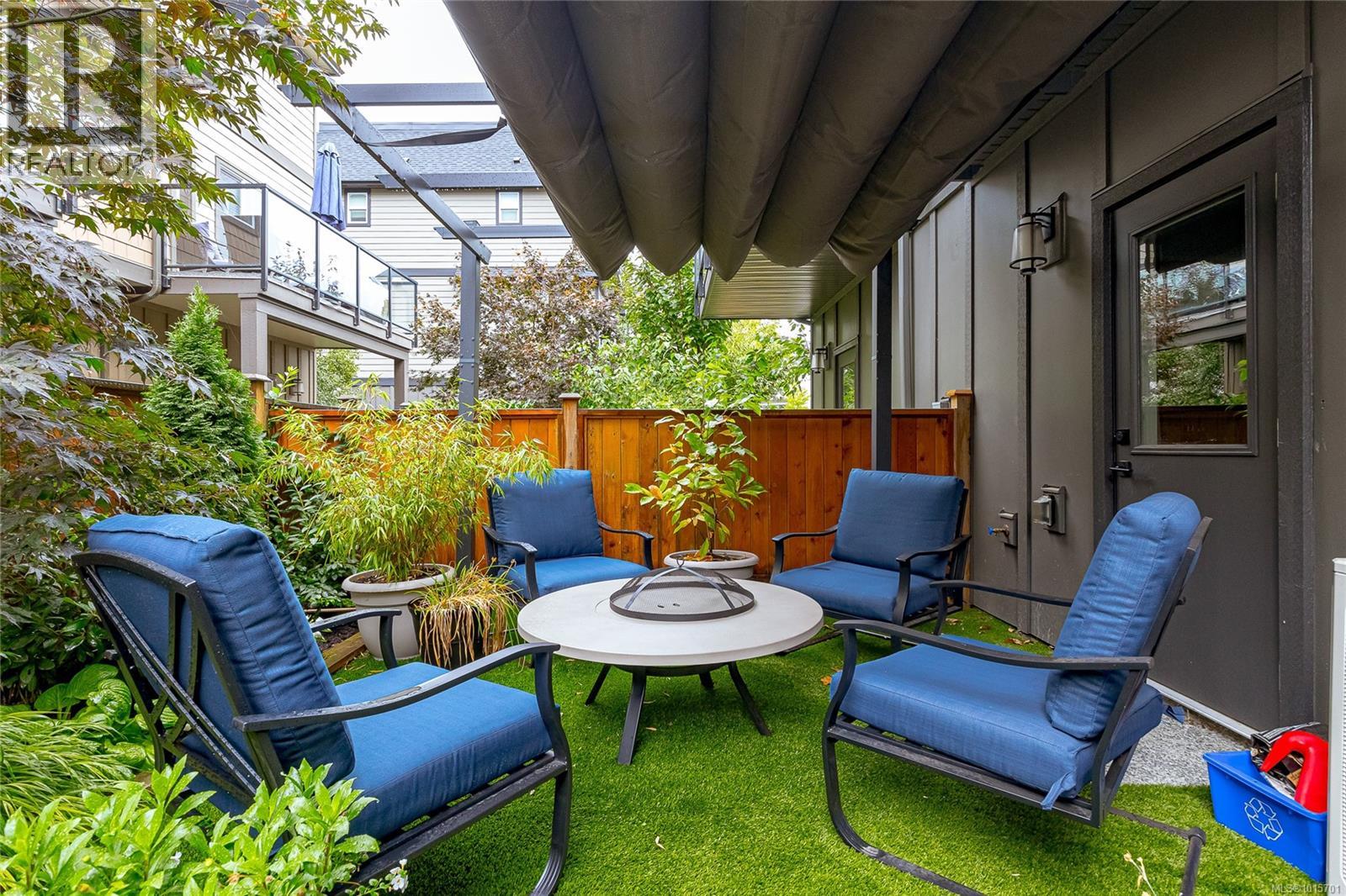 1142 Moonstone Loop, Langford