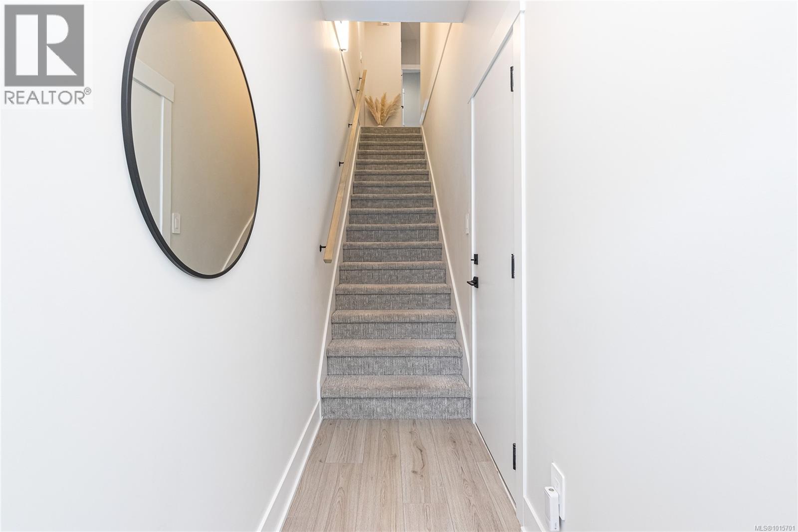 1142 Moonstone Loop, Langford