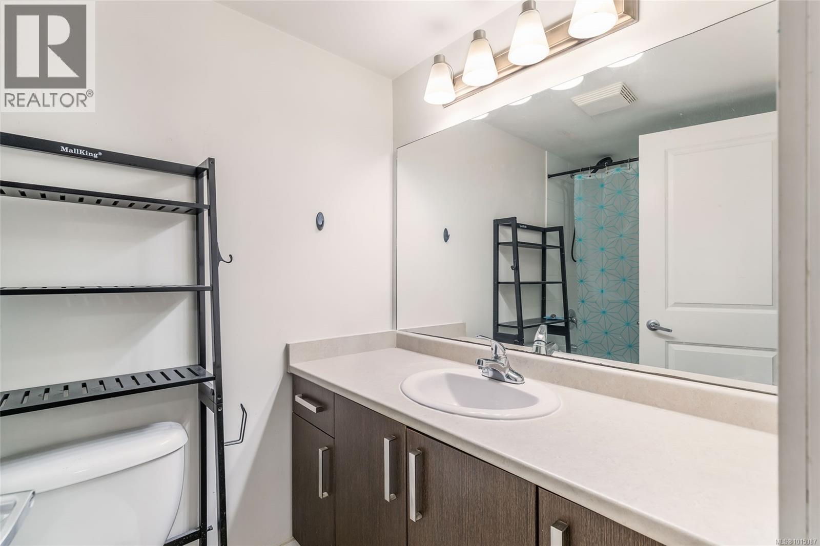 107 1600 Caspers Way, Nanaimo