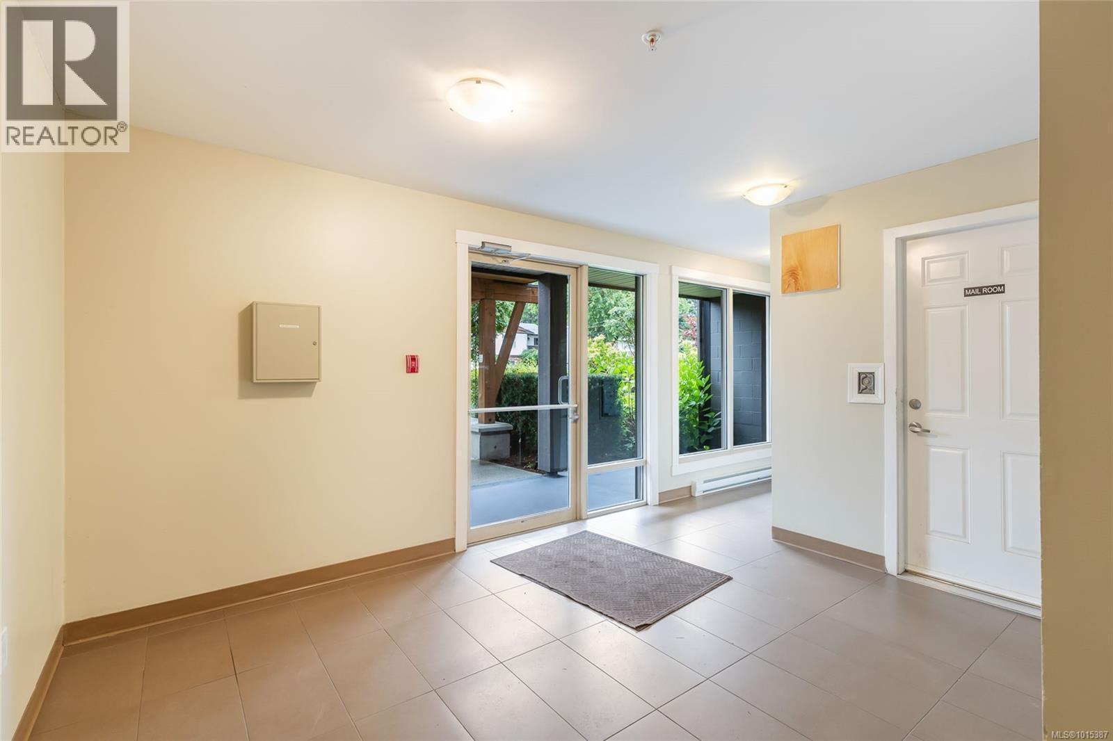 107 1600 Caspers Way, Nanaimo