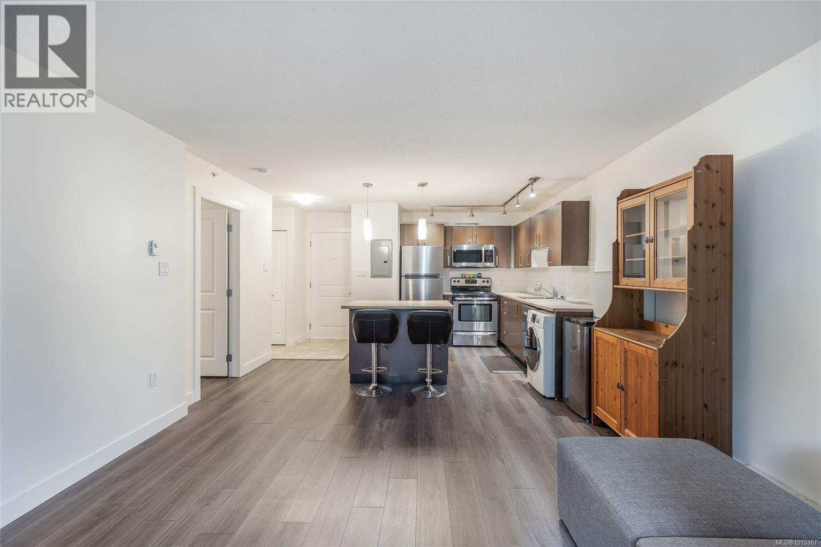 107 1600 Caspers Way, Nanaimo
