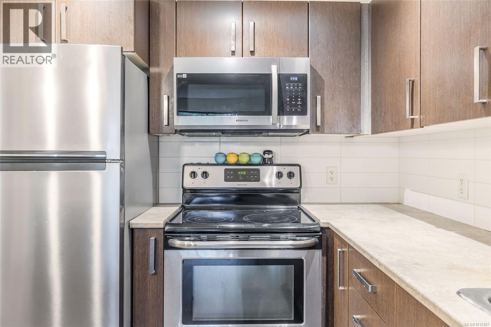 107 1600 Caspers Way, Nanaimo