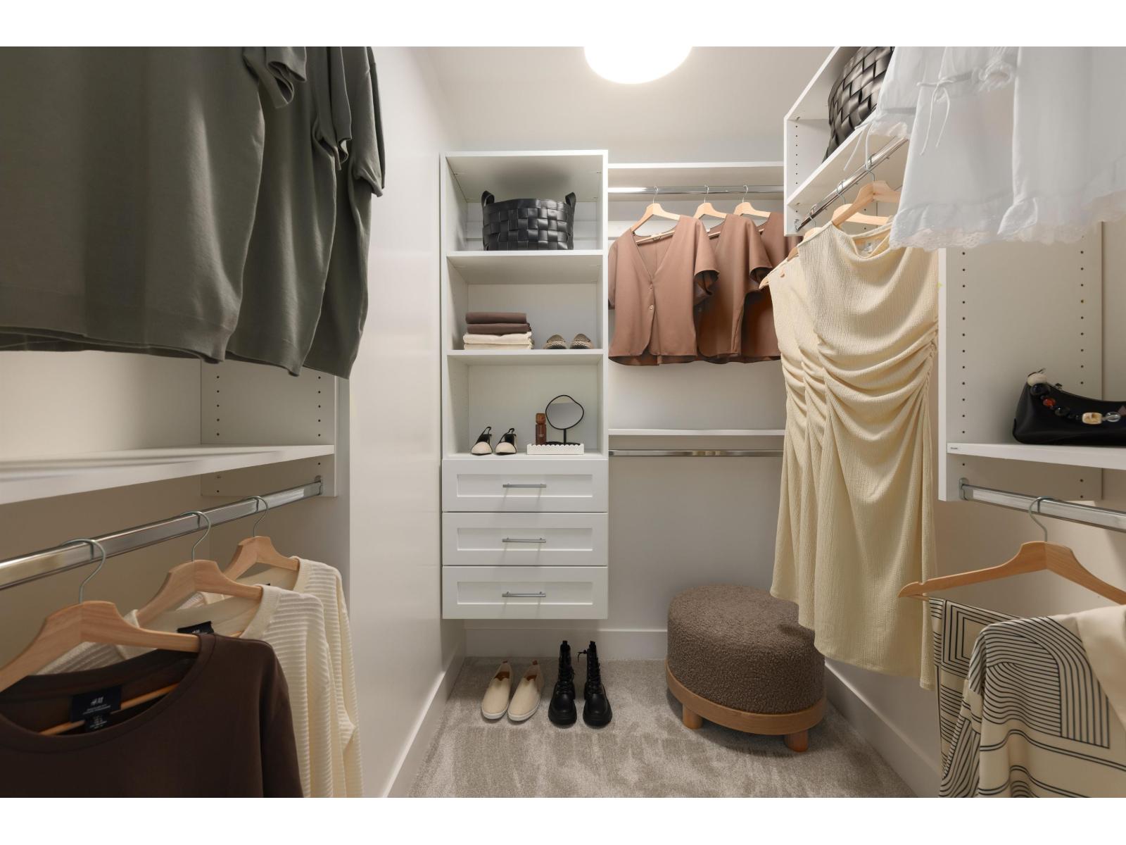 4 6887 204A STREET, Langley