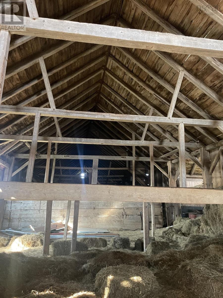 Property 19 of 20 of 702 East Tracadie Road