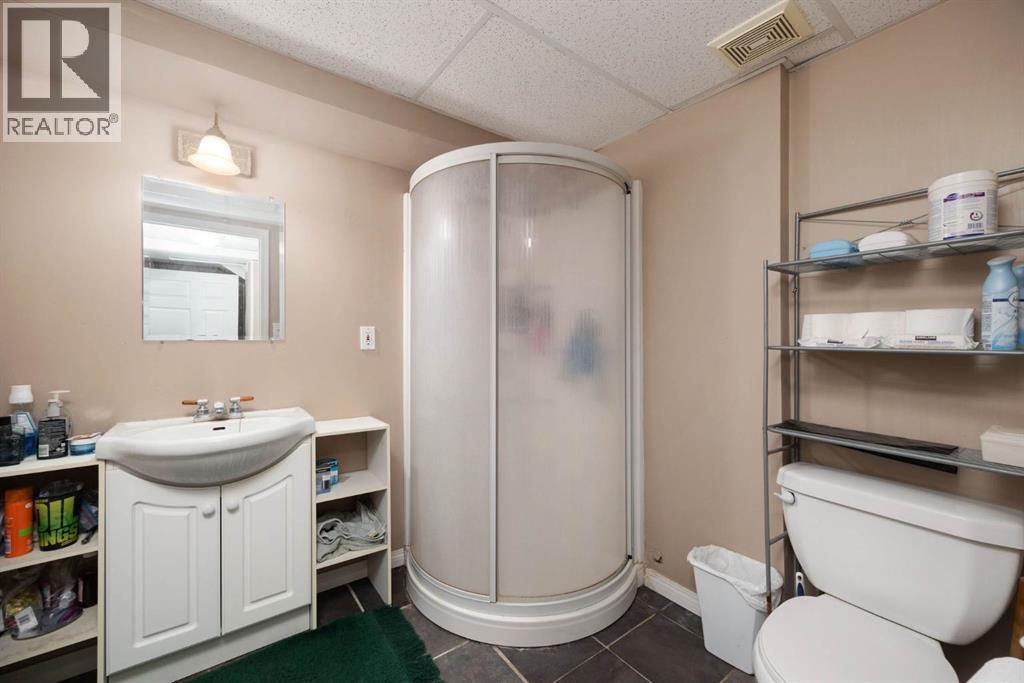 160 Beaton Place, Fort McMurray