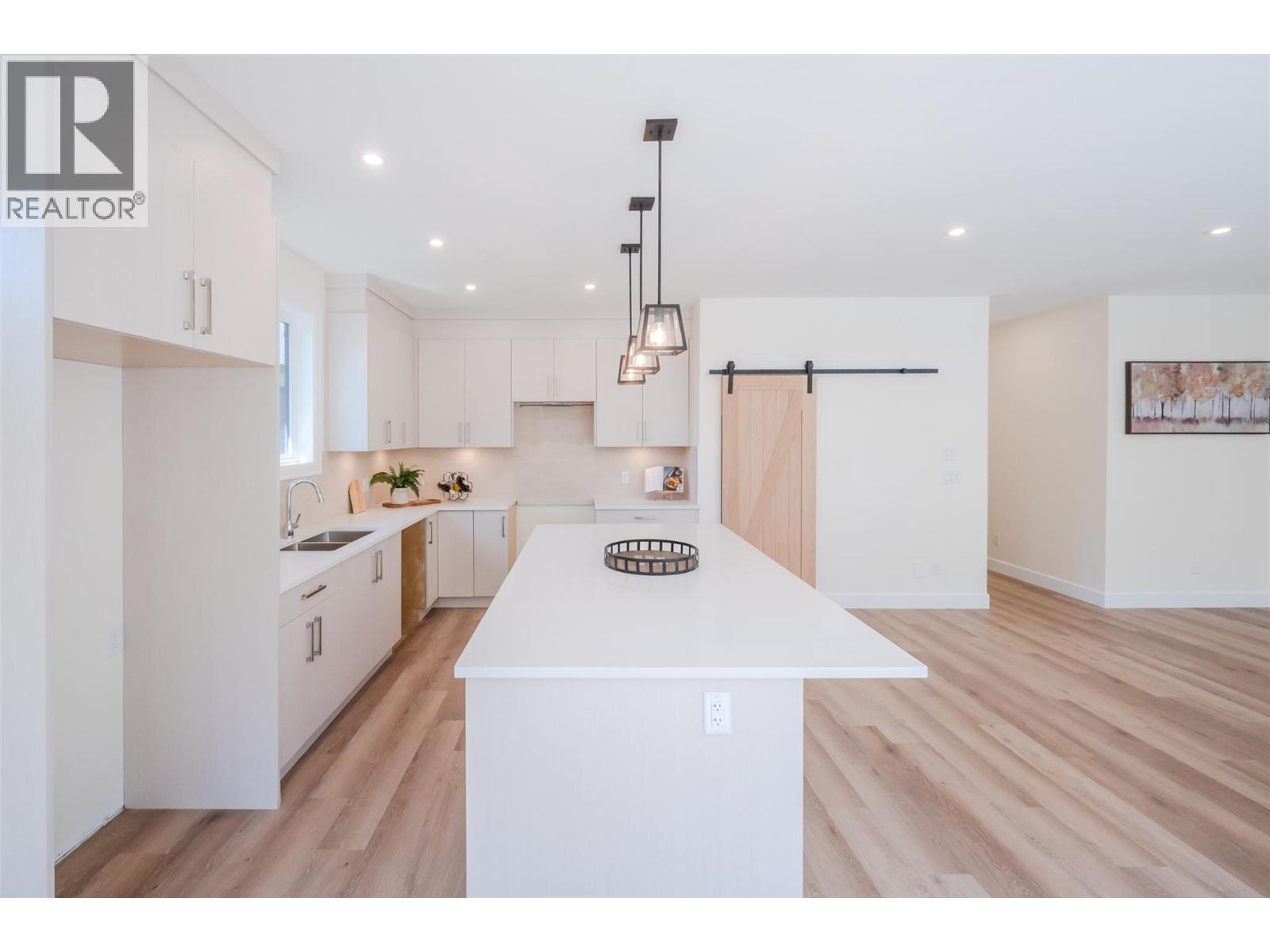 261 BENTGRASS Avenue, Oliver