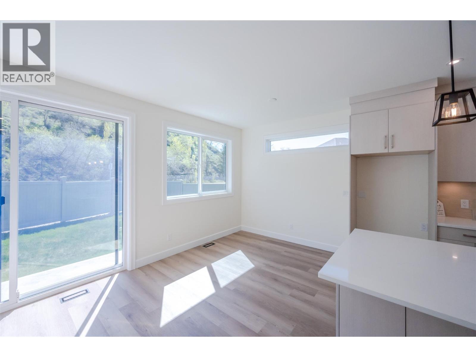 261 BENTGRASS Avenue, Oliver