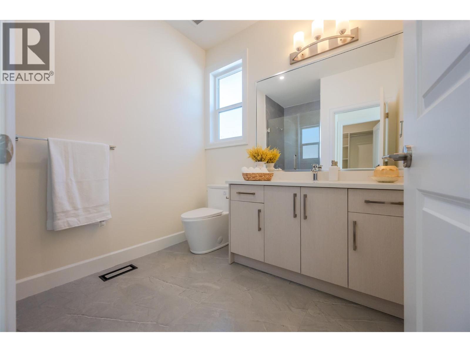 261 BENTGRASS Avenue, Oliver