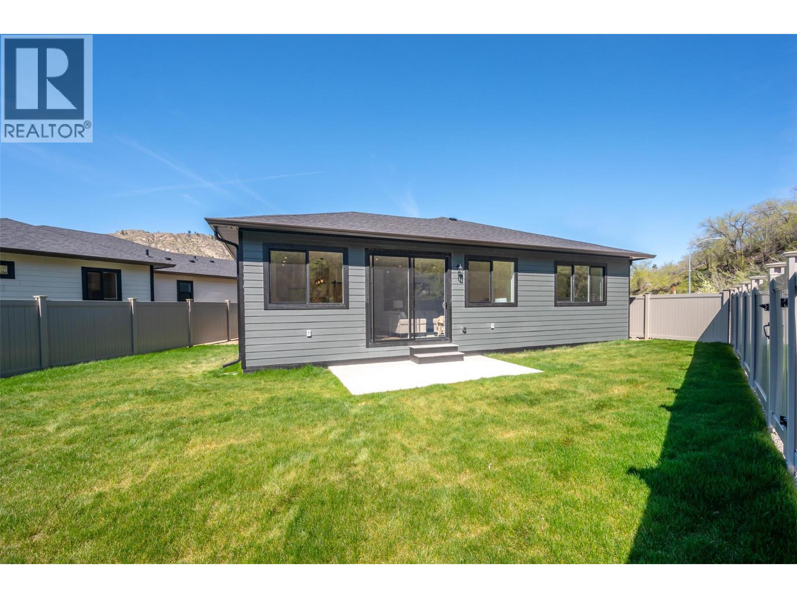 261 BENTGRASS Avenue, Oliver