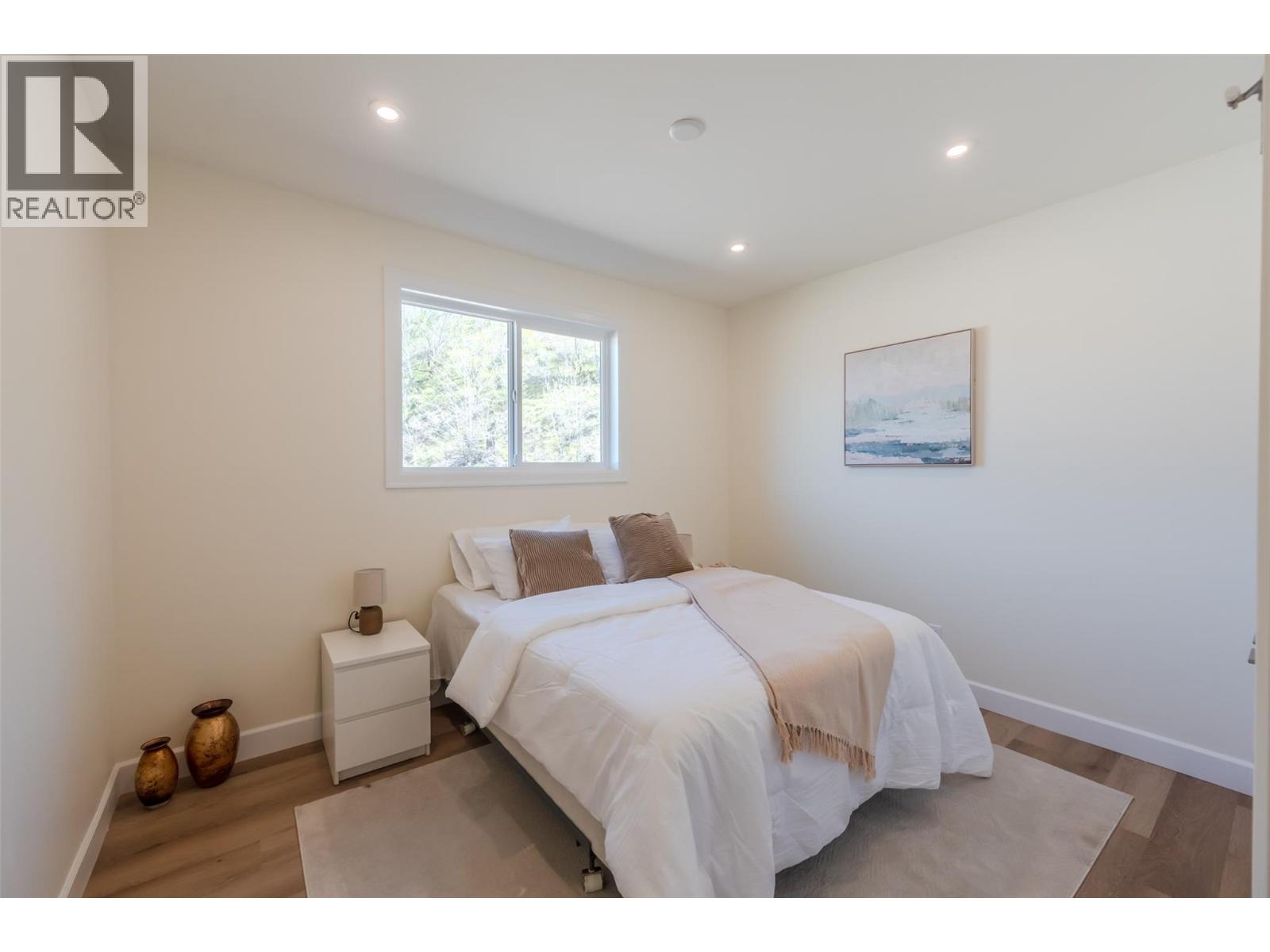261 BENTGRASS Avenue, Oliver