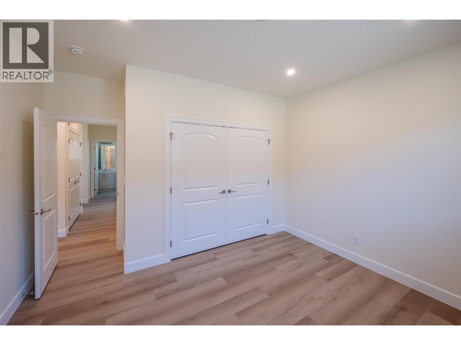 255 BENTGRASS Avenue, Oliver