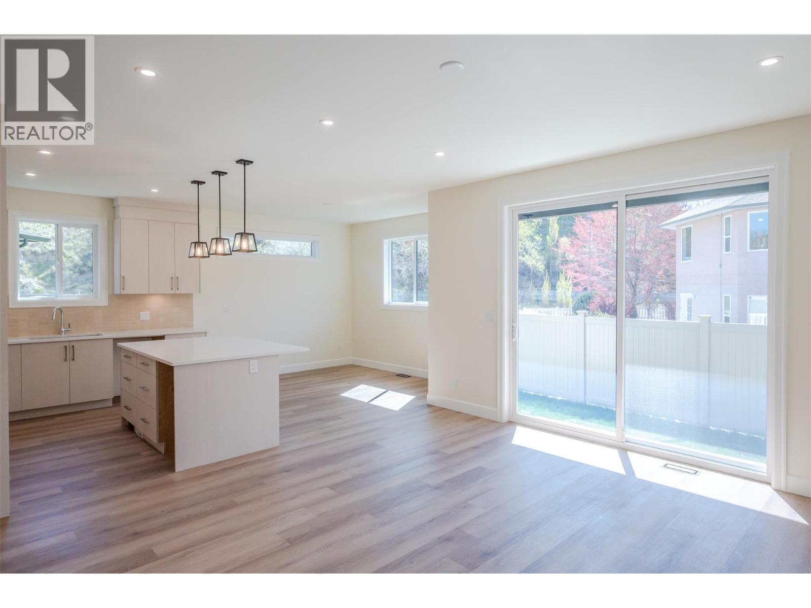 255 BENTGRASS Avenue, Oliver