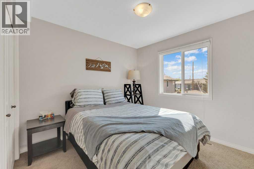 5024 47 Street, Sylvan Lake