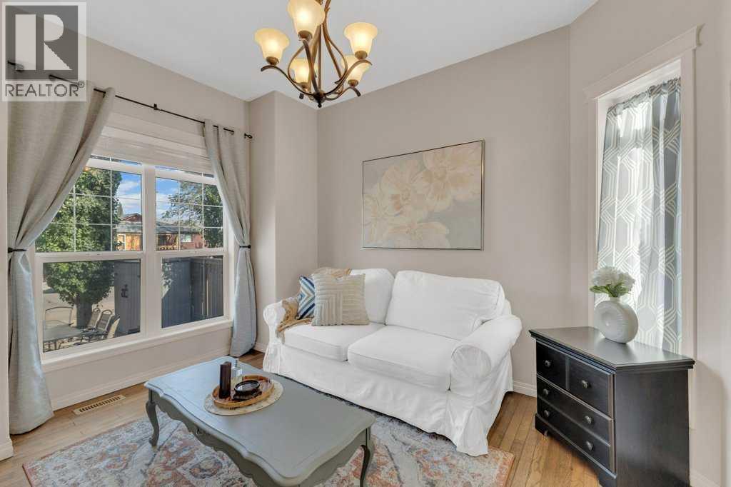 5024 47 Street, Sylvan Lake