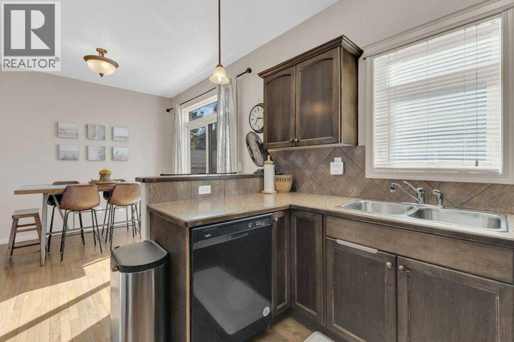 5024 47 Street, Sylvan Lake