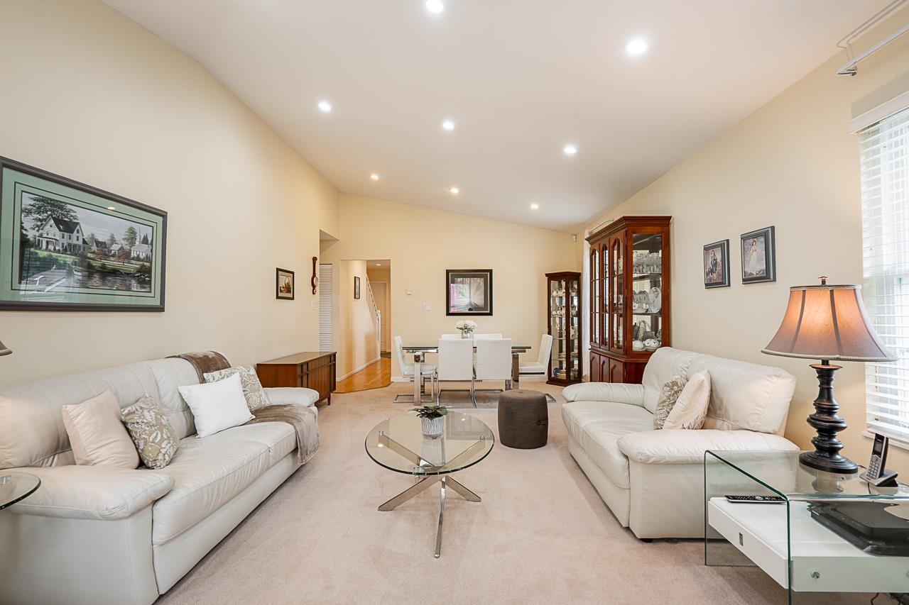 3 6537 138 STREET, Surrey