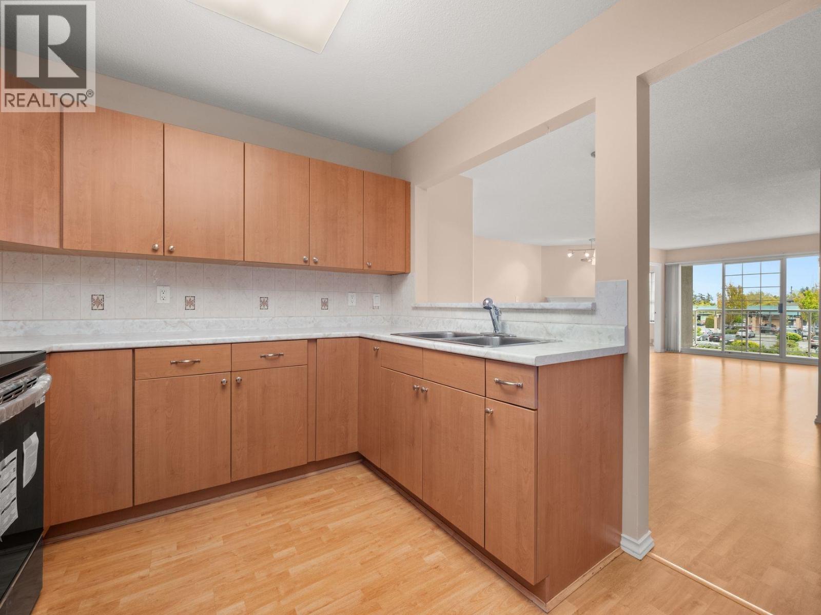 #204-1140 55 Street, Delta