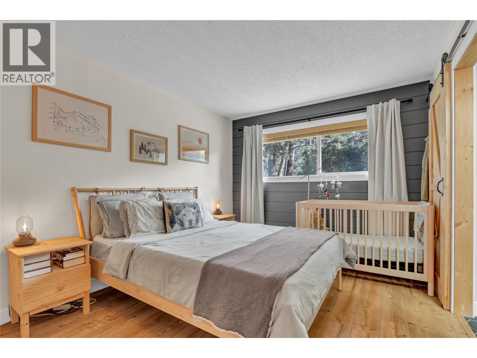 105 GROVE Street, Princeton