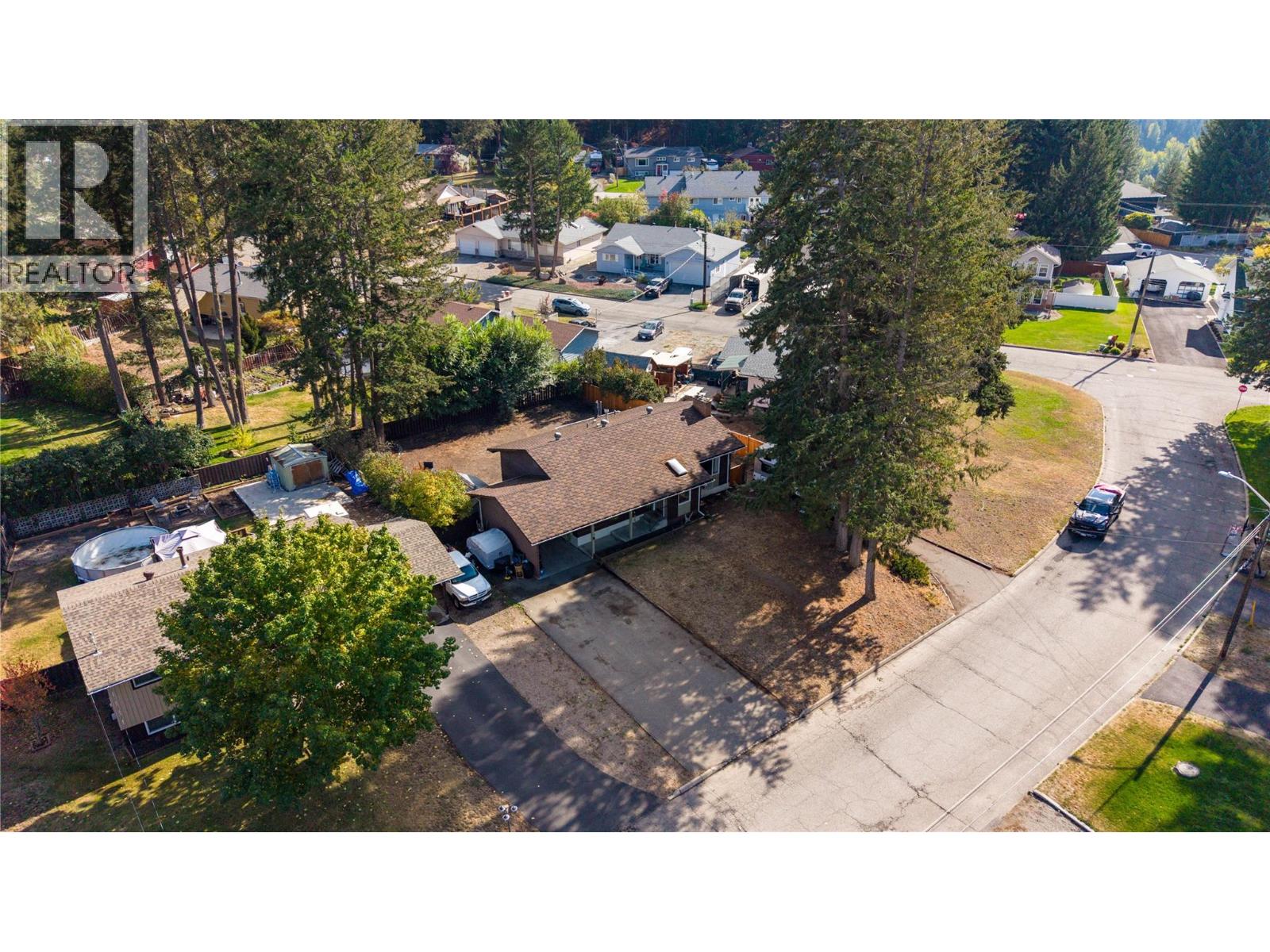 105 GROVE Street, Princeton