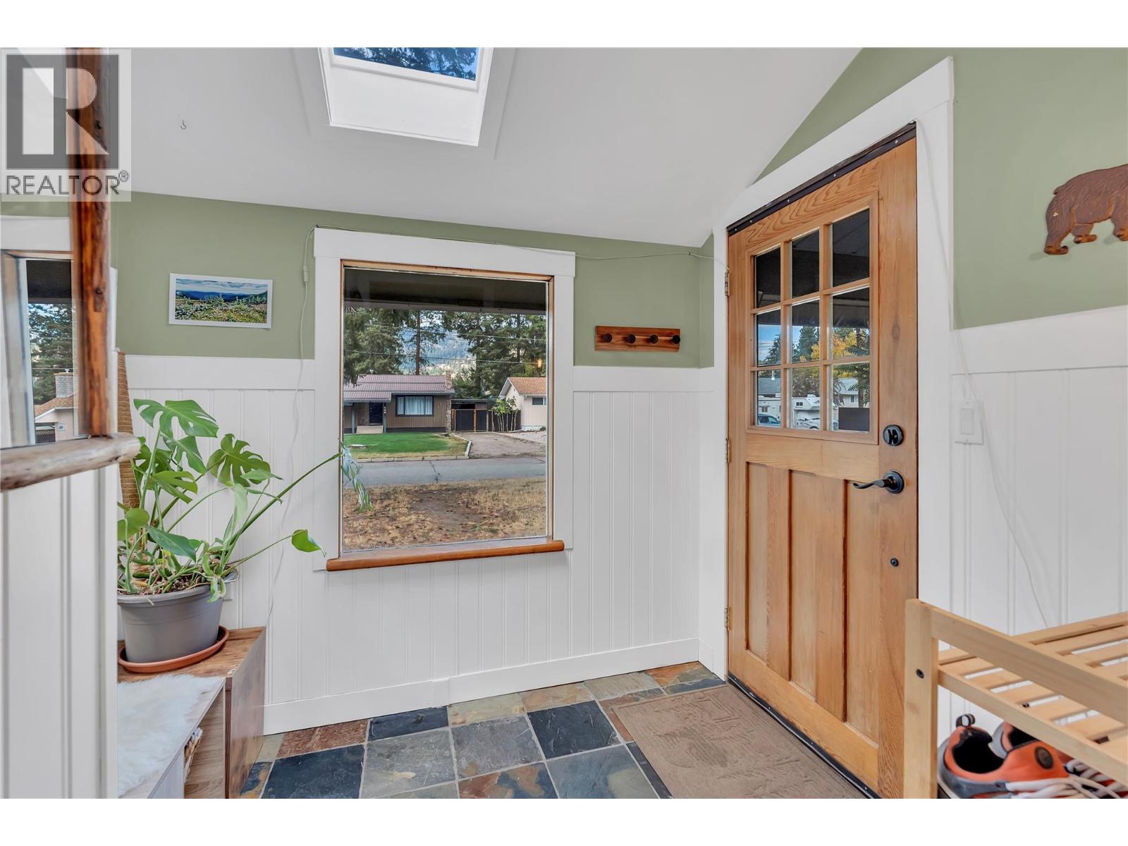 105 GROVE Street, Princeton