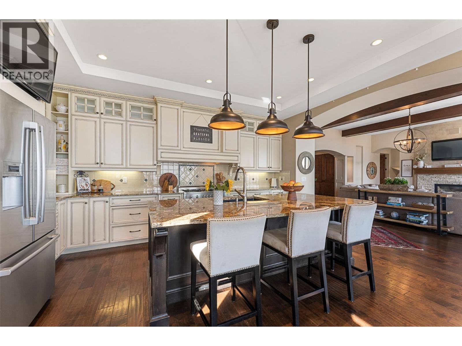 3211 Pinot Noir Place, West Kelowna