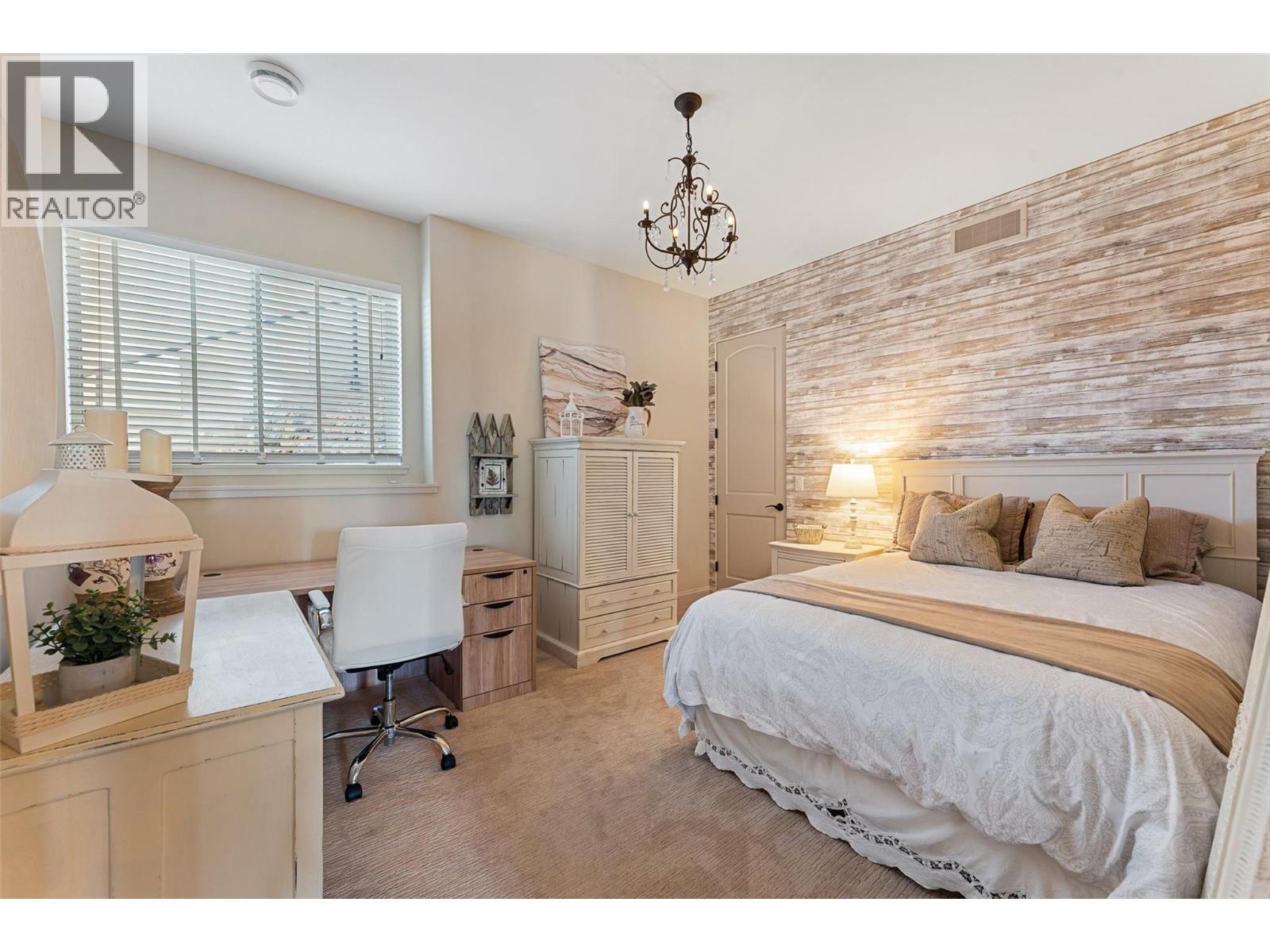 3211 Pinot Noir Place, West Kelowna