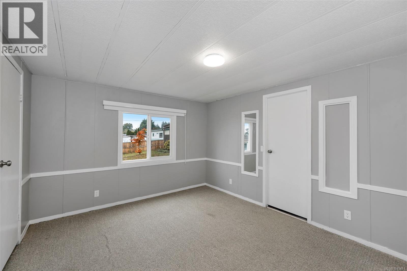 20 7390 West Saanich Rd, Central Saanich