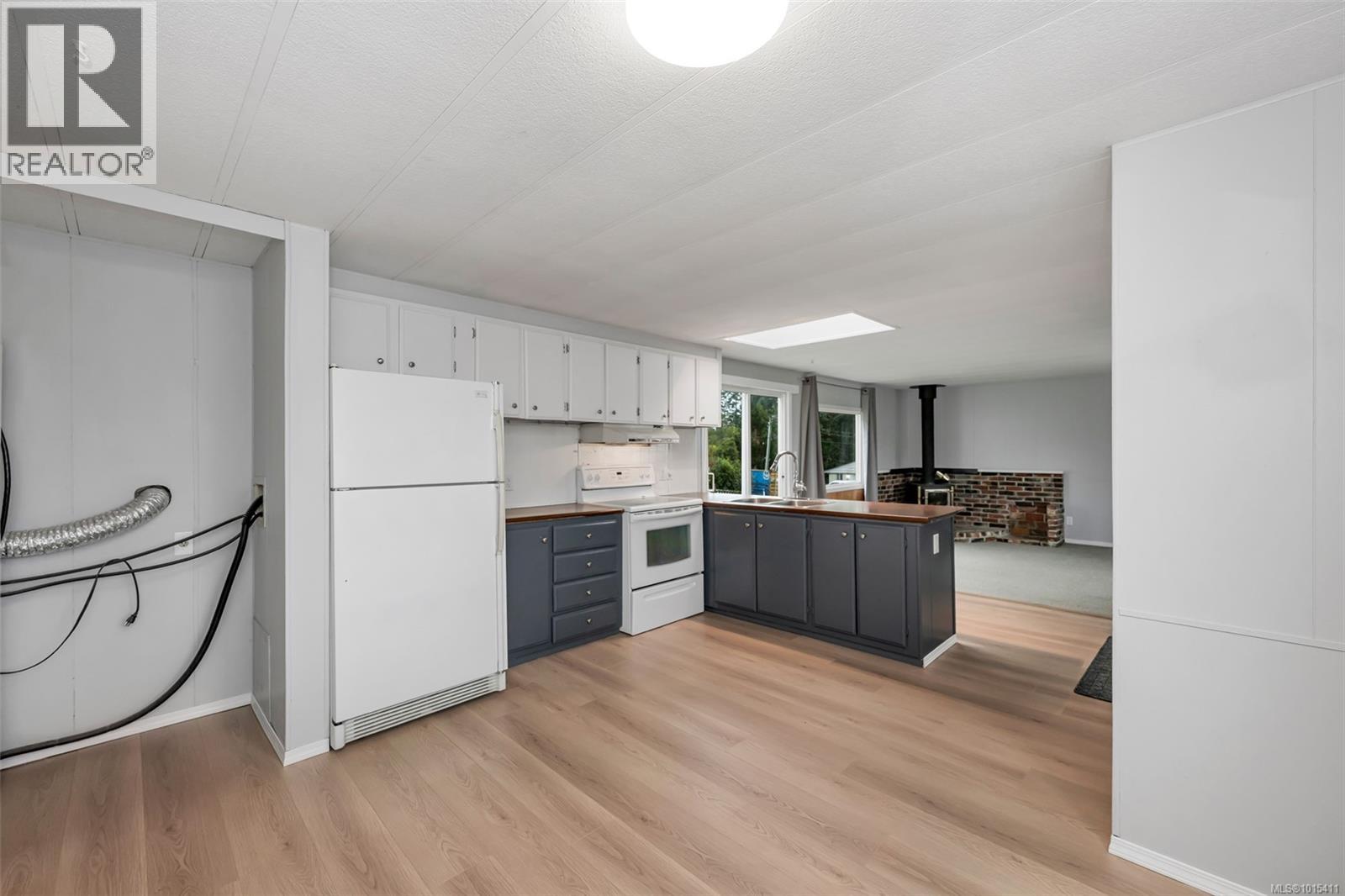 20 7390 West Saanich Rd, Central Saanich