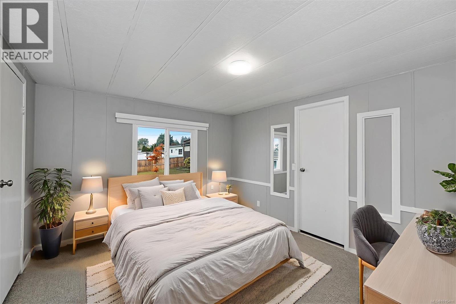 20 7390 West Saanich Rd, Central Saanich