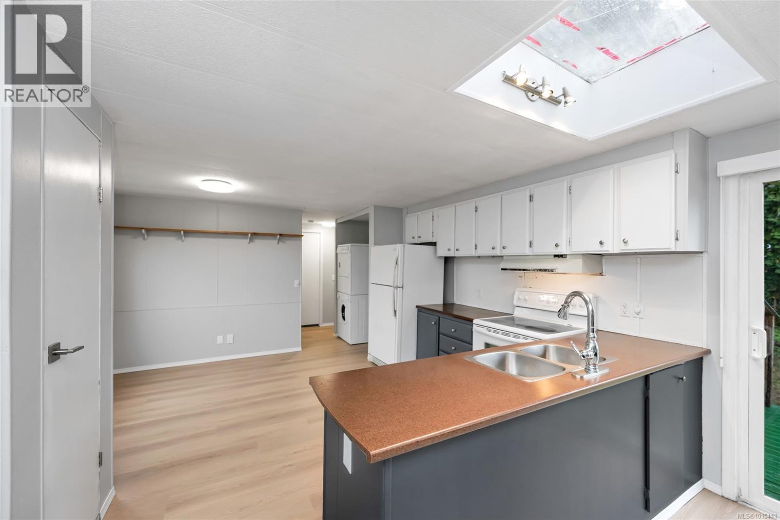 20 7390 West Saanich Rd, Central Saanich