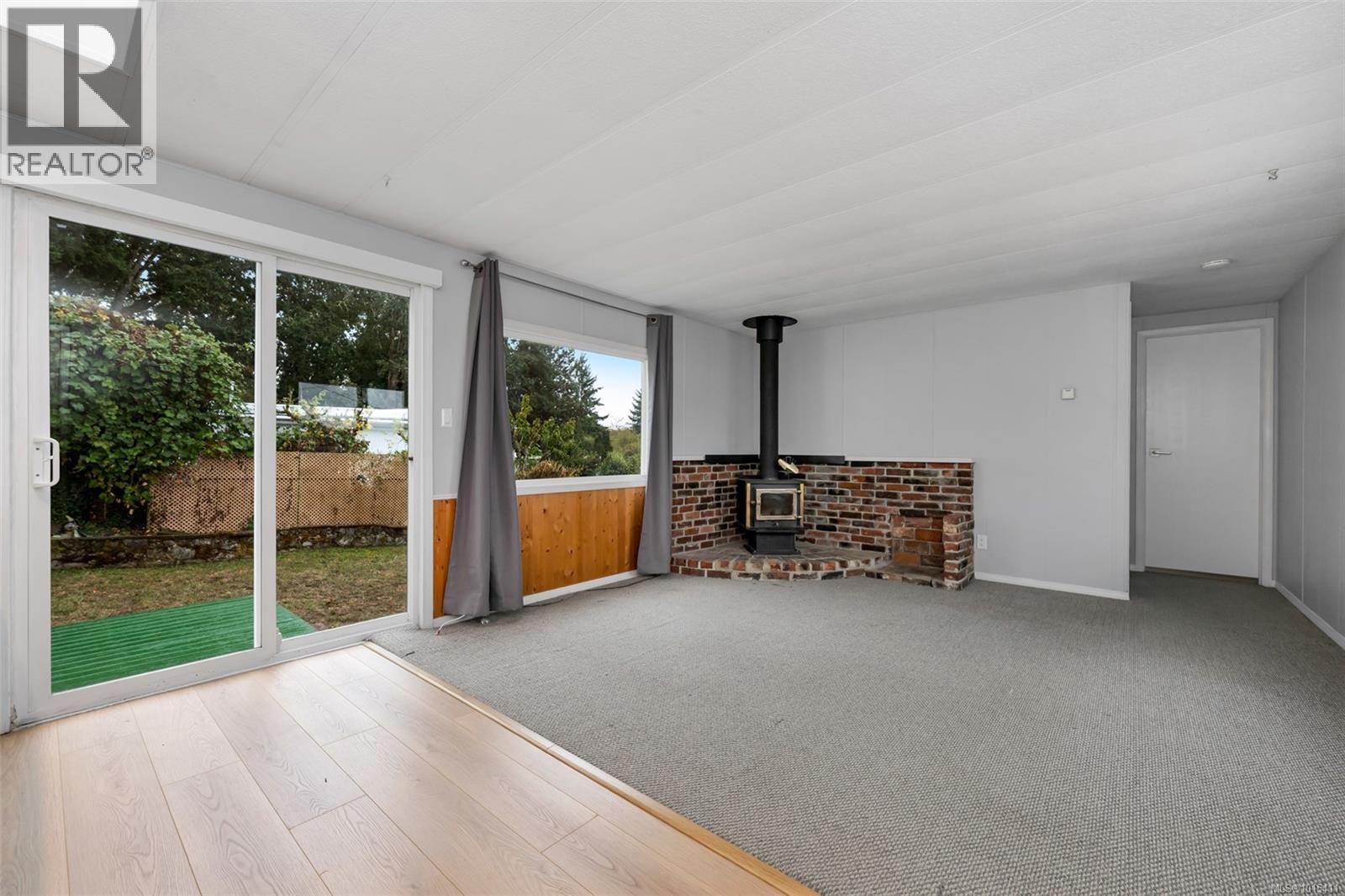 20 7390 West Saanich Rd, Central Saanich