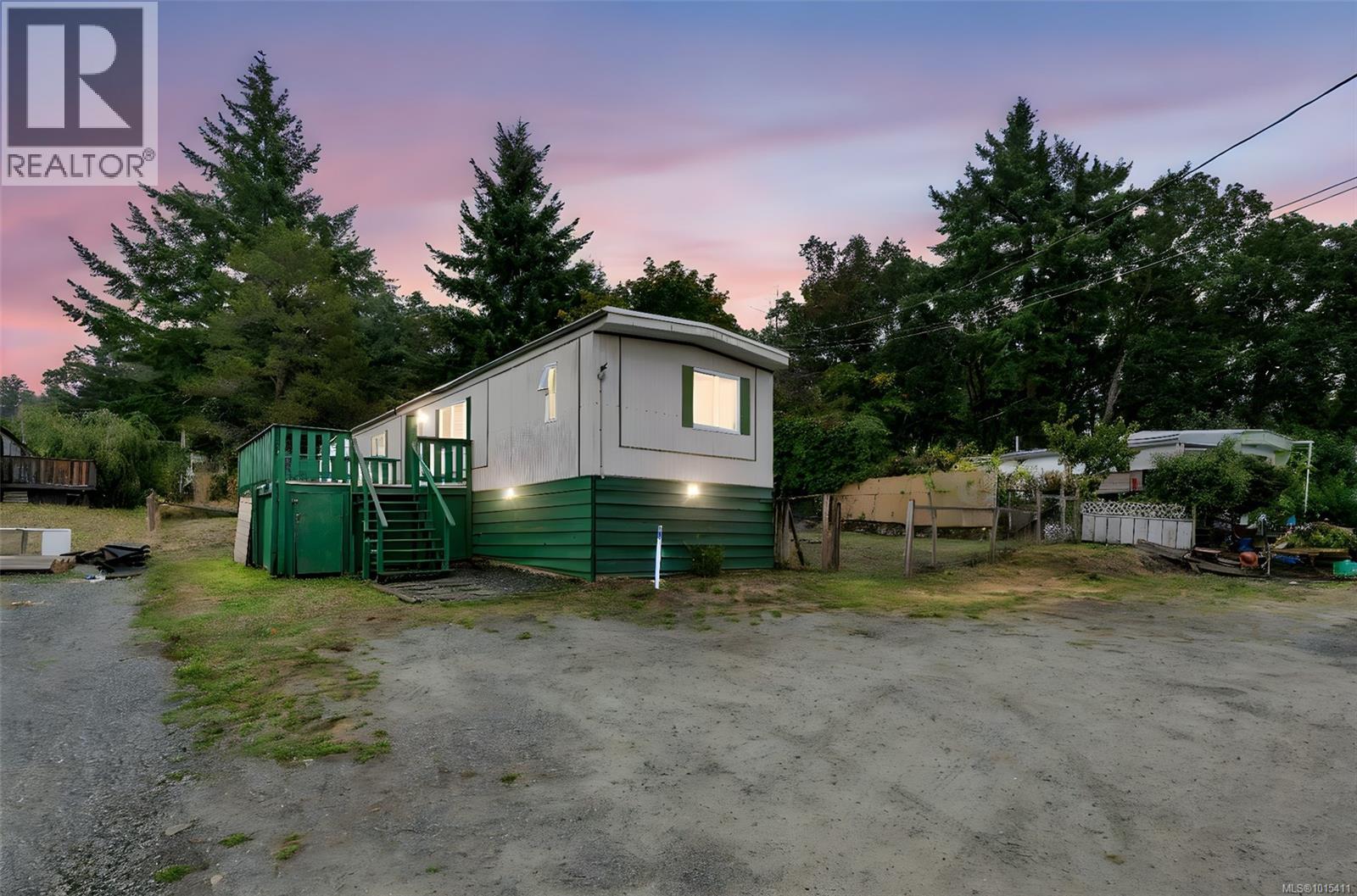 20 7390 West Saanich Rd, Central Saanich