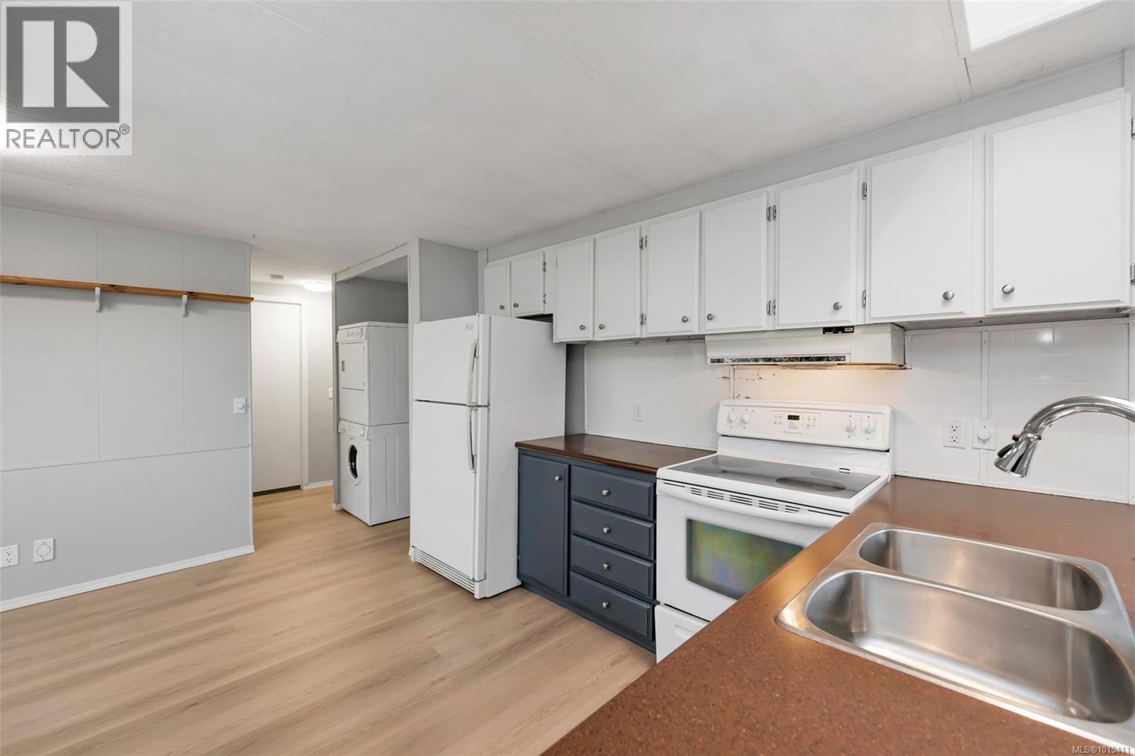 20 7390 West Saanich Rd, Central Saanich