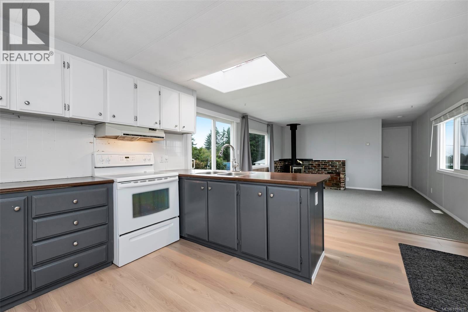 20 7390 West Saanich Rd, Central Saanich