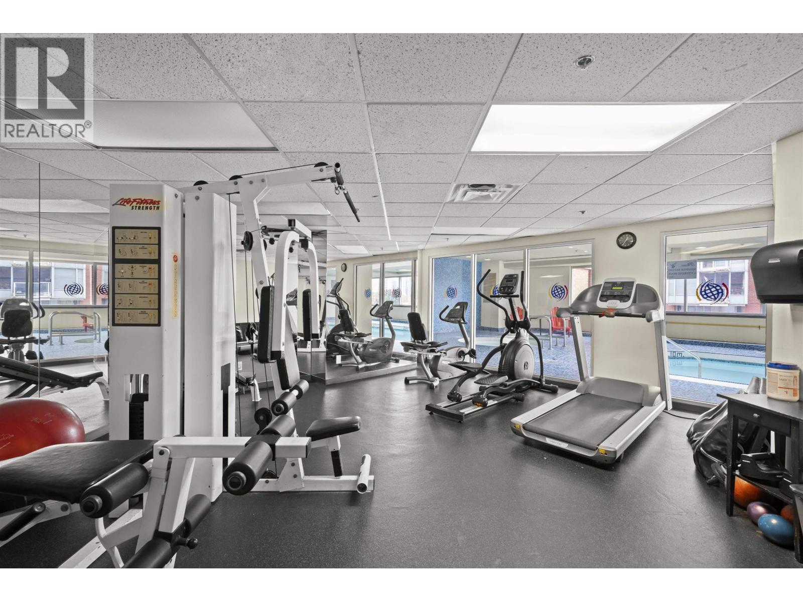 2501 63 KEEFER PLACE, Vancouver