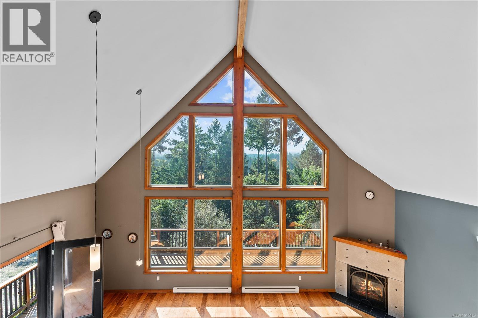 2405 Lindsey Rd, Nanaimo