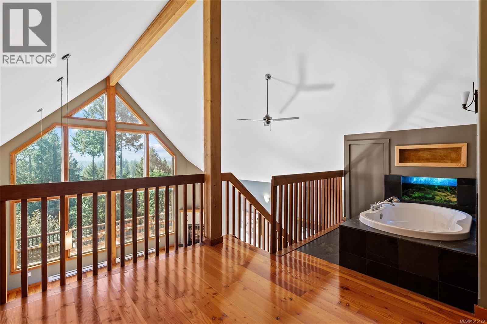 2405 Lindsey Rd, Nanaimo
