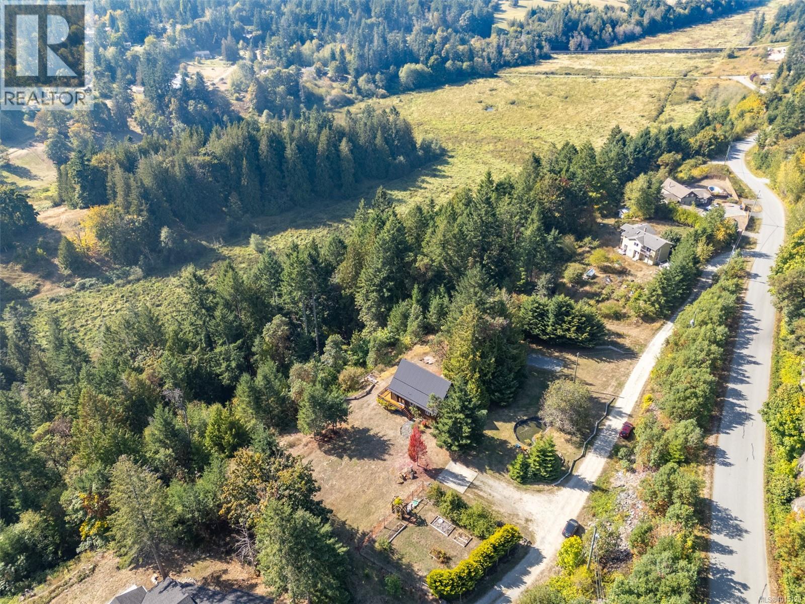 2405 Lindsey Rd, Nanaimo